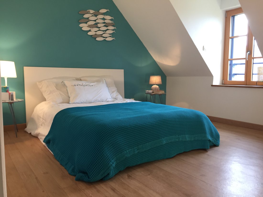 Une des 3 chambres du gite bleu turquoise -Gite de France - "les gites bleus"